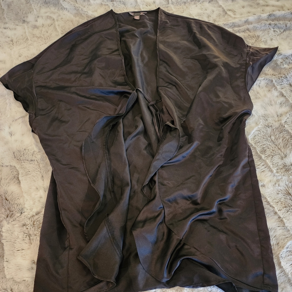 4for$20 Victoria Secret Robe - Picture 2 of 3
